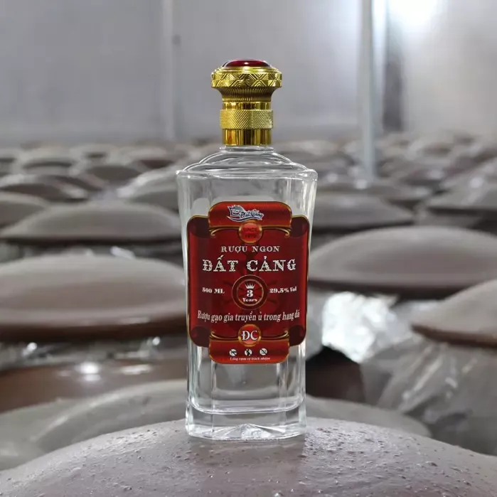 Rượu trắng Đất Cảng