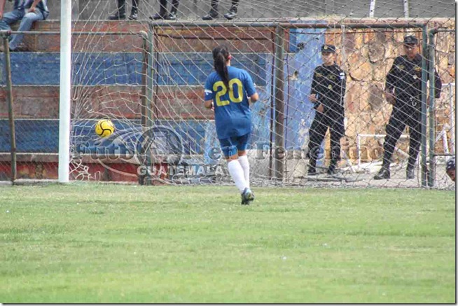 empate de muniguate mas festejo de anotadora (3)