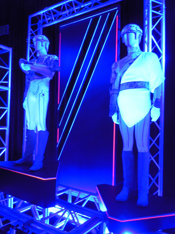 Ram and Flynn Tron costumes