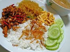 Foto Nasi Uduk Komplit Istimewa