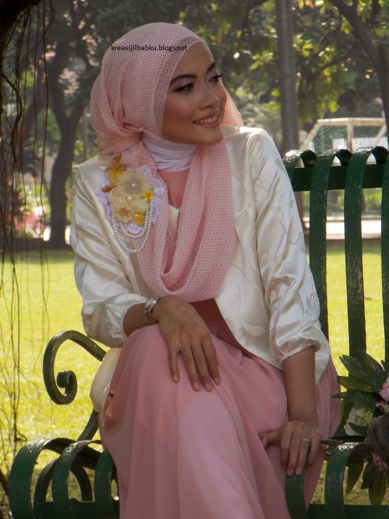 Make Up Natural Dan Hijab Stylist Jilbab Cantik MuslimahMake Up