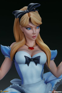 Figuras: Galería de imágenes de Alice in Wonderland de "J. Scott Campbell Fairytale Fantasies" - Sideshow