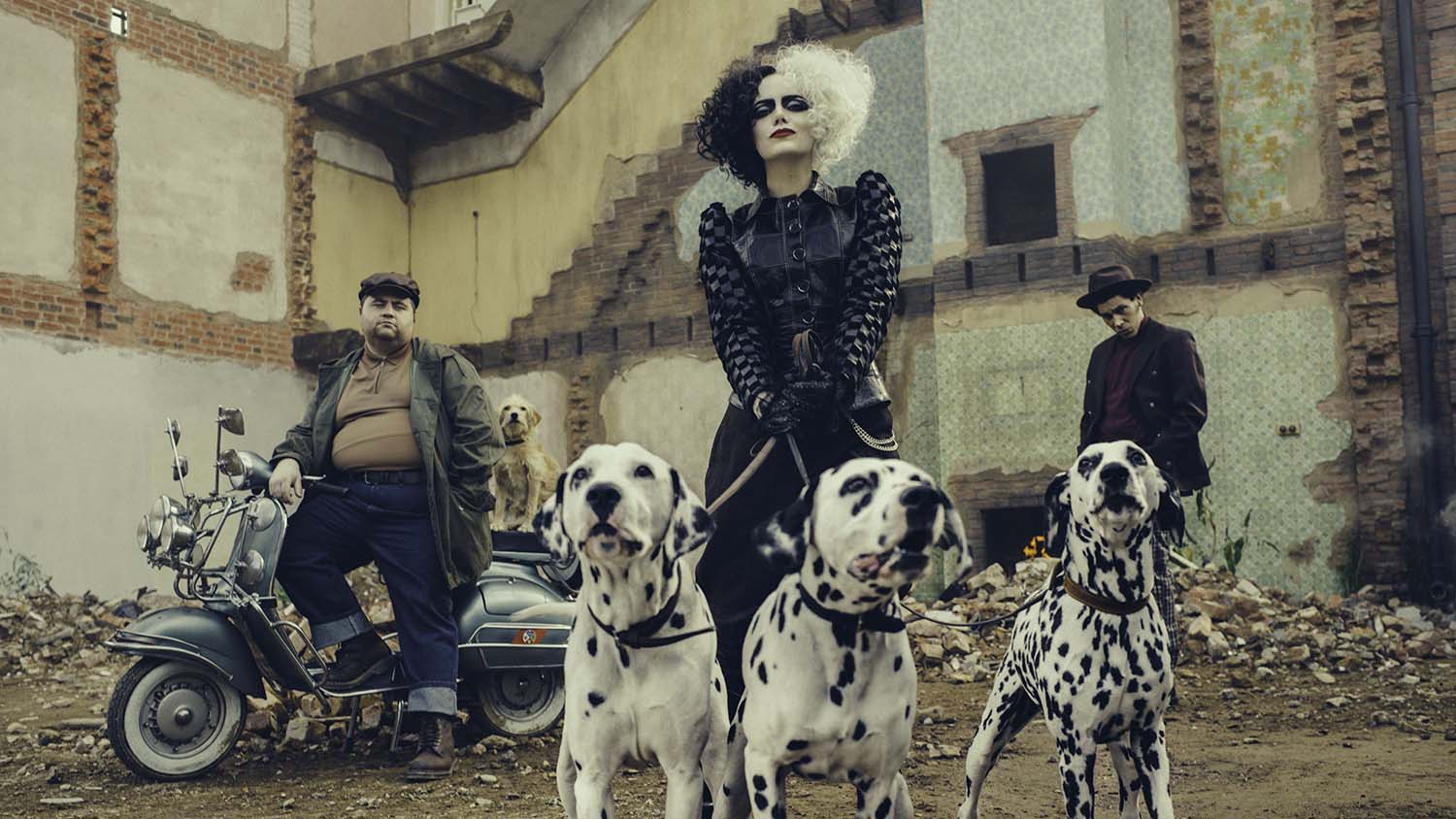 CRUELLA - estreno - Emma Stone y Disney