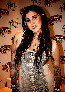 Kat Von D tattooing