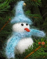 http://www.ravelry.com/patterns/library/let-it-snowman