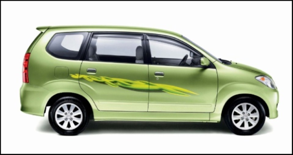 2014 Toyota Avanza 2WD Wallpapers