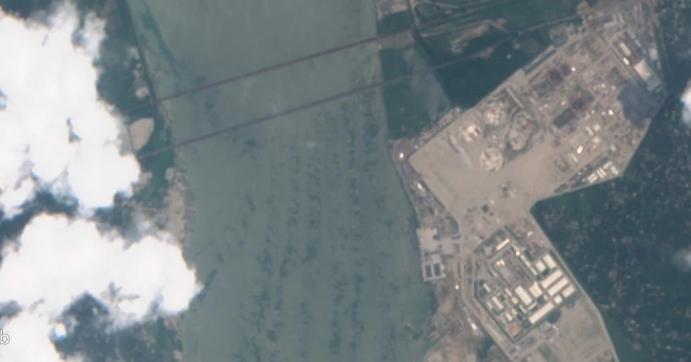 স্যাটেলাইট থেকে পৃথিবীর ছবি  - image from satellite - NeotericIT.com - Image no 5