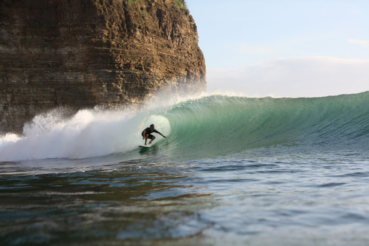 Surfing manzanillo nicaragua