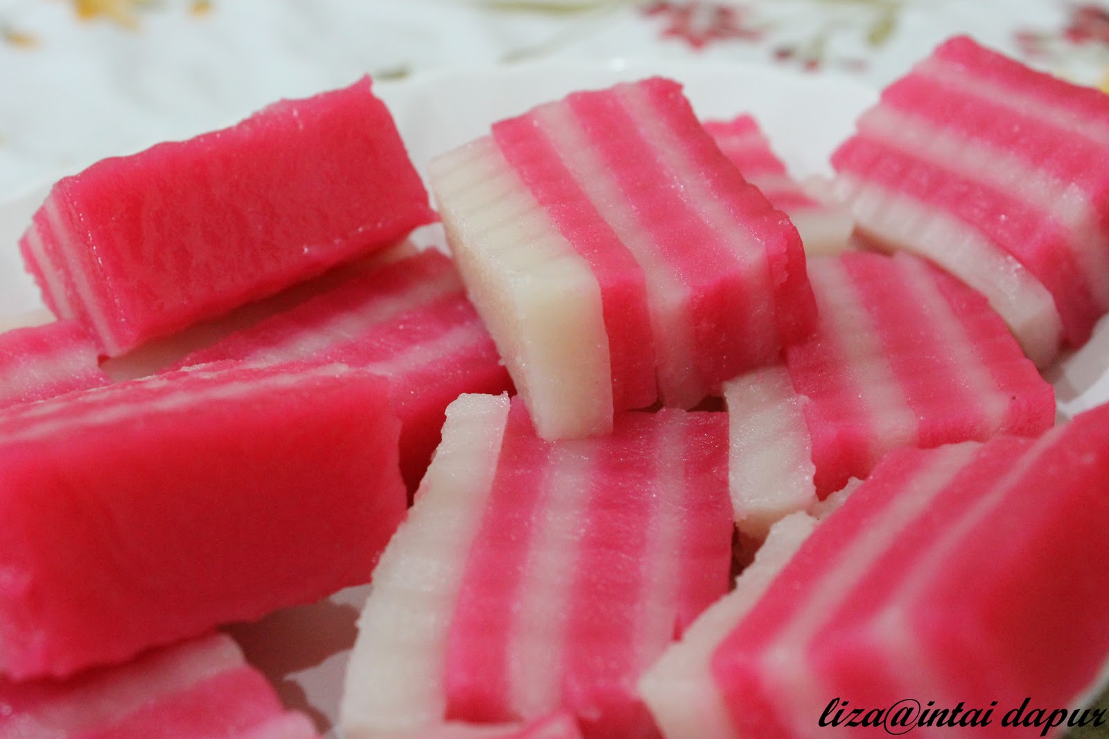 INTAI DAPUR: Kuih Lapis