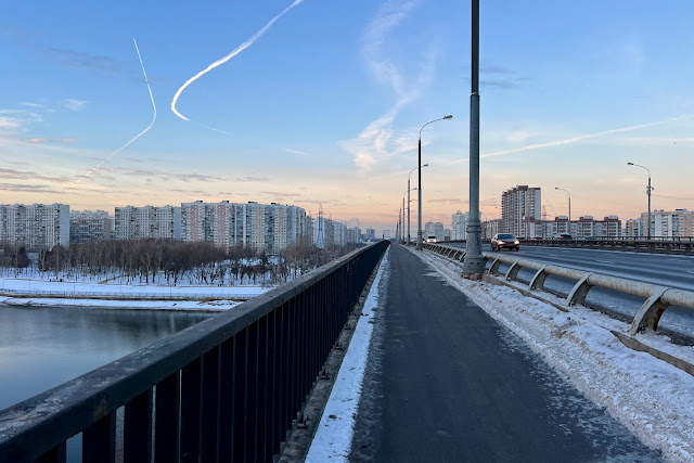 Братеевский мост, Москва-река