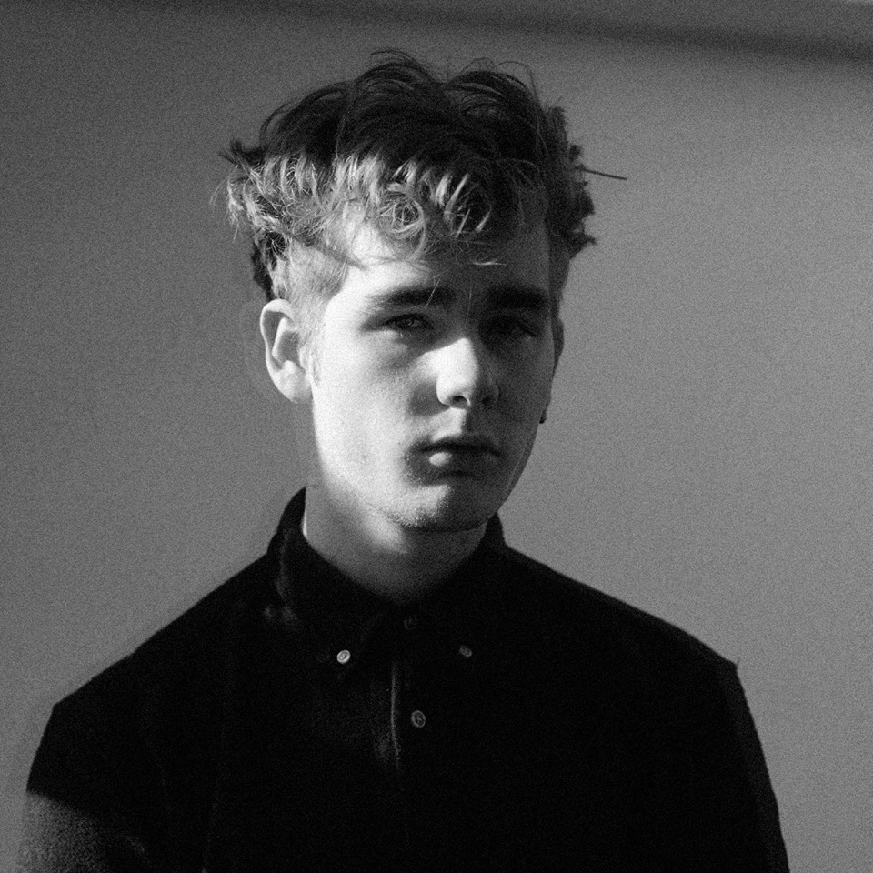 Mura Masa e Shura exploram performance e sensibilidade no clipe de ‘Love For That’ 