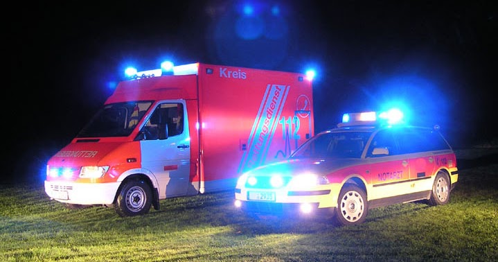 Gambar Transportasi : Gambar Mobil Ambulance