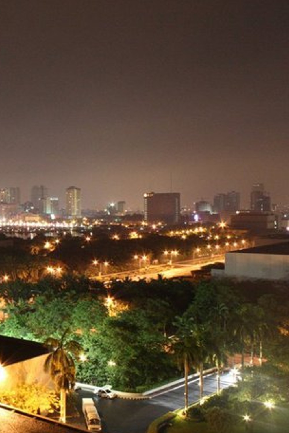 Manila in the wee hours of the morning