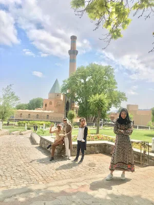 Iran is a land of varying climate with beautiful geological phenomena, which attracts many scientific and adventurous tourists.  Iran is the land of four seasons due to numerous geographical reasons, such as standing in the vicinity of Europe, the Mediterranean Sea, the African desert and the Indian Ocean.