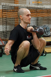 kettlebell squat