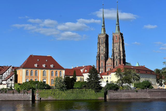 Katedra św. Jana Chrzciciela (widok z Bulwaru Dunikowskiego)