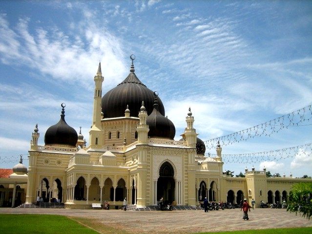 5 Cara Memakmurkan Masjid ~ Uswah Islam