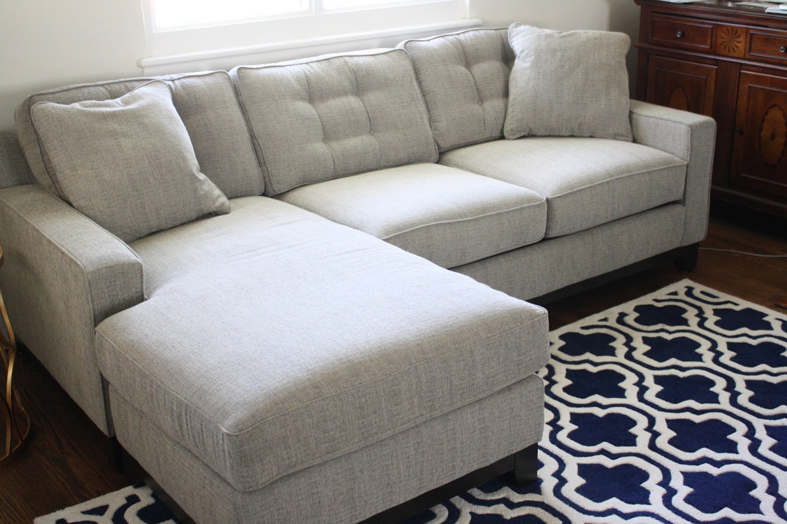 Aly s Bloggity Blog New Couch 