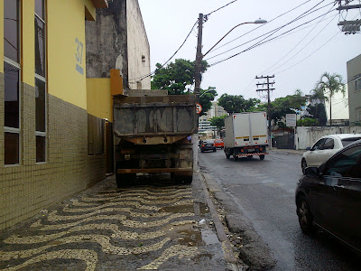 Fiscalização que é bom não aparece