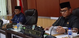 Wakil Ketua DPRD Kota Jambi Pimpin Paripurna Evaluasi Rancangan Perda