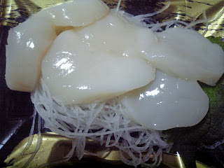 scallop sashimi