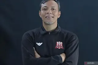 Football legend Bejo Sugiantoro passes away in Surabaya