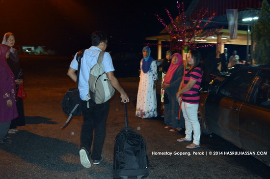 Berkeluarga Angkat di Homestay Gopeng - Rail Tourism VMY2014