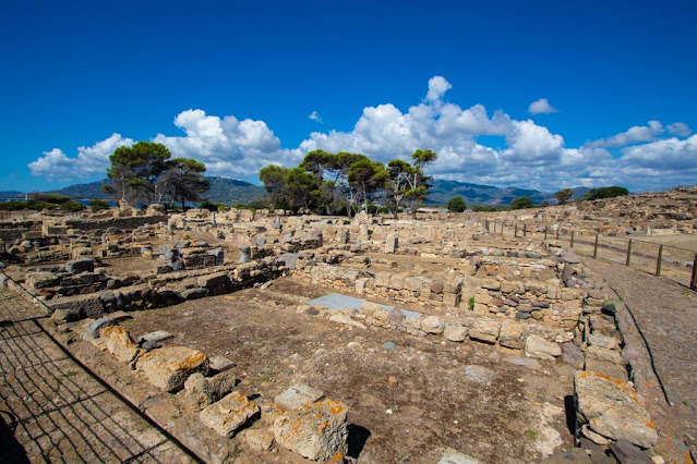 Area archeologica di Nora-Mercato
