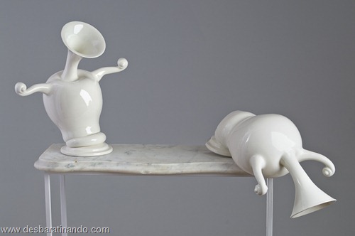 peças de porcelana quebradas maleaveis desbaratinando (14) peças de porcelana quebradas maleaveis desbaratinando (14)