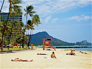 But Honolulu still has the charm of the Islands' laidback atmosphere and . (diamond head waikiki beach honolulu hawaii)