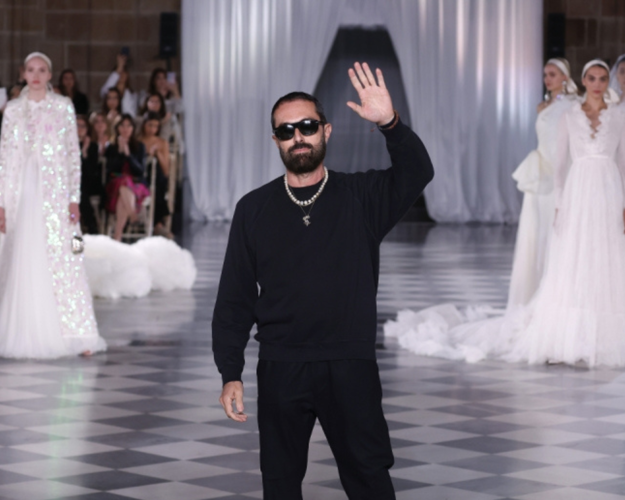 Giambattista Valli Redefiniendo la Elegancia Nupcial para Siempre en el Barcelona Bridal Night