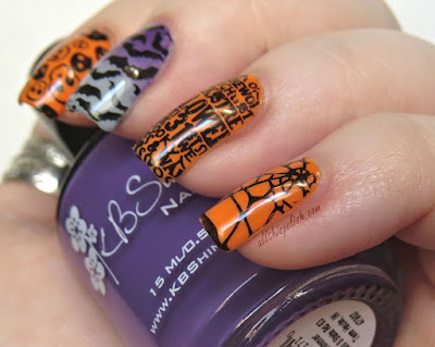 Halloween nails