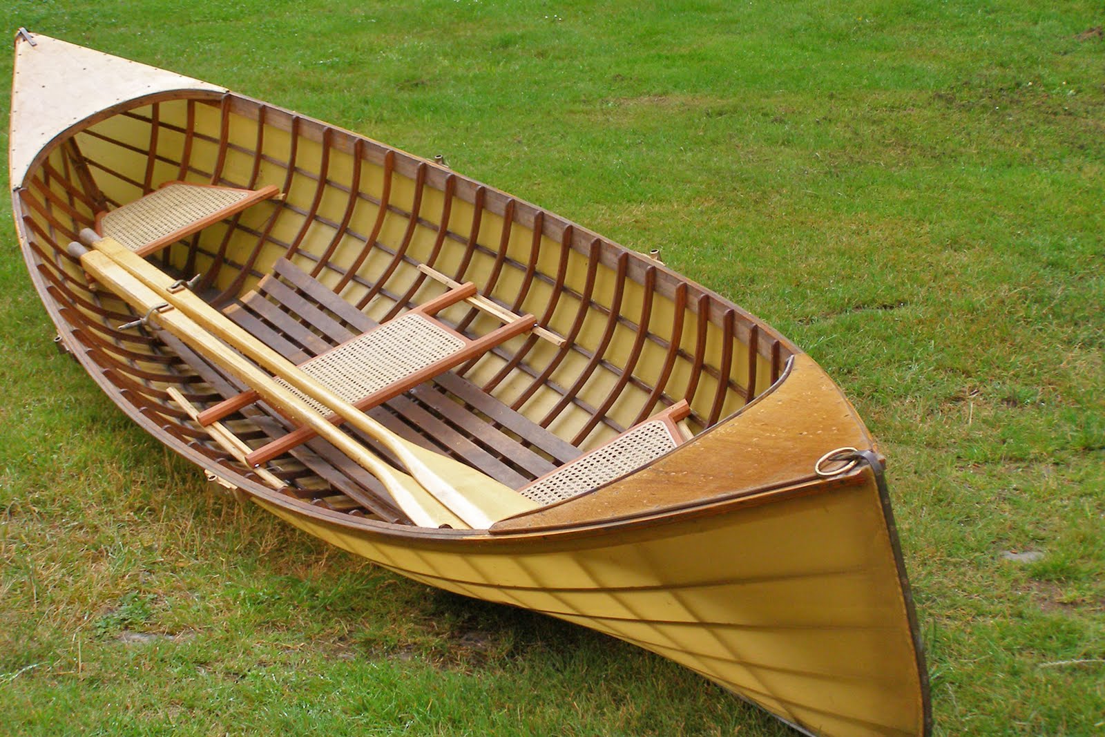 Skin-on-frame Adirondack Guide Boat