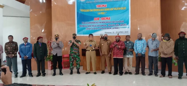 Jhon Richard Banua Buka Konferensi II Dewan Adat Wilayah Baliem di Wamena.lelemuku.com.jpg