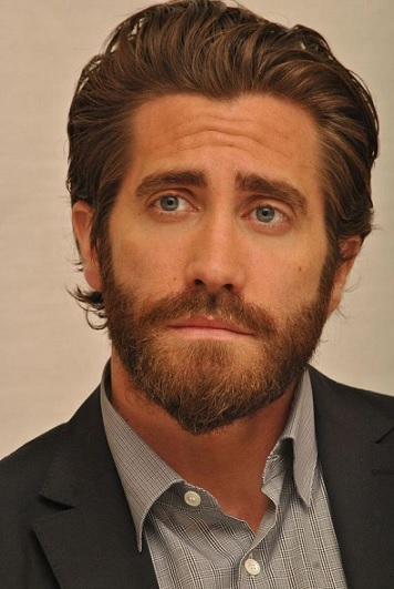 BIOGRAPHY Jake Gyllenhaal: Childhood, Family, Career and Achievement