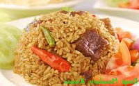  Kalau nasi berlebih sudah biasa dan kebetulan punya juga daging kambing berlebih yang bel RESEP NASI GORENG KAMBING SPESIAL ENAK