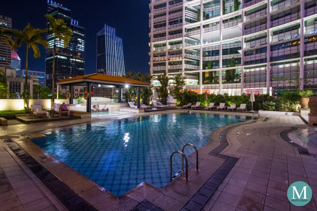 swimming pool InterContinental Singapore