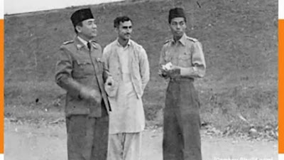 Beredar Foto Soekarno, Jenderal Soedirman, dan Diduga Ayahanda Habib Rizieq, Begini Faktanya