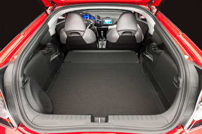 2011 Honda CR-Z Sport Hybrid Coupe Trunk