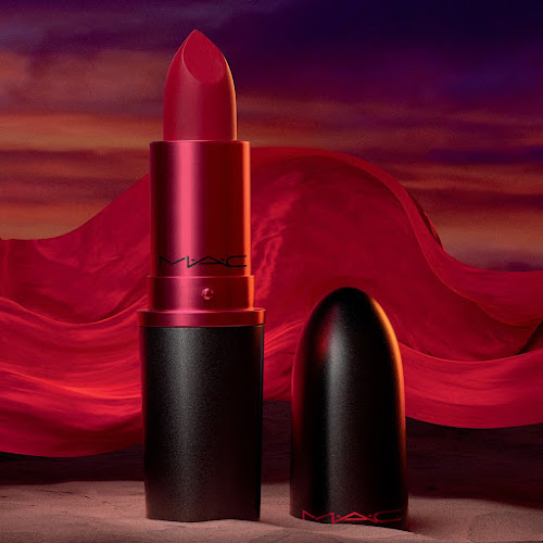 O batom VIVA GLAM  M.A.C  da Rosalía