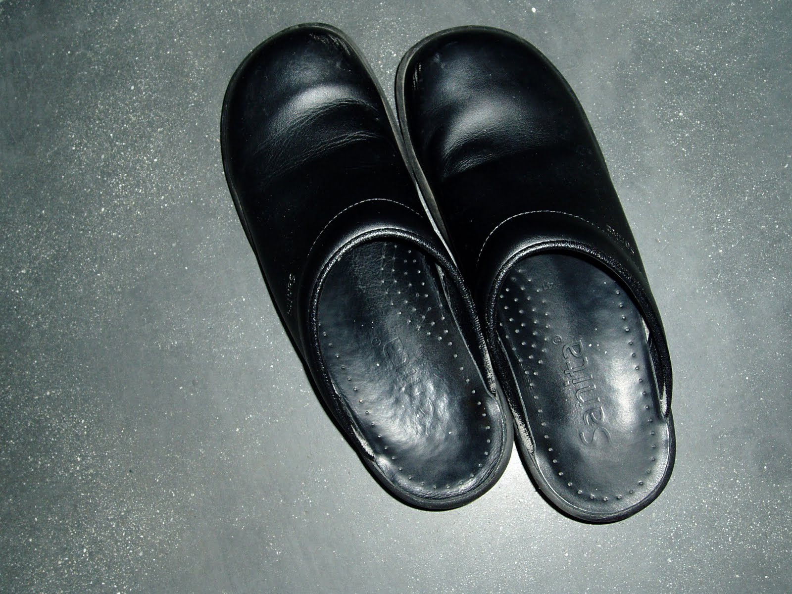These are my trusty Sanita clogs, the second pair of clogs I've owned: