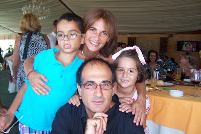 Dani, Noe , papá y mamá