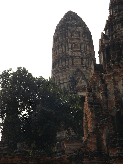 Wat chaiwatthanaram, temple Thaïlande, Ayutthaya, location vélo, guesthouse