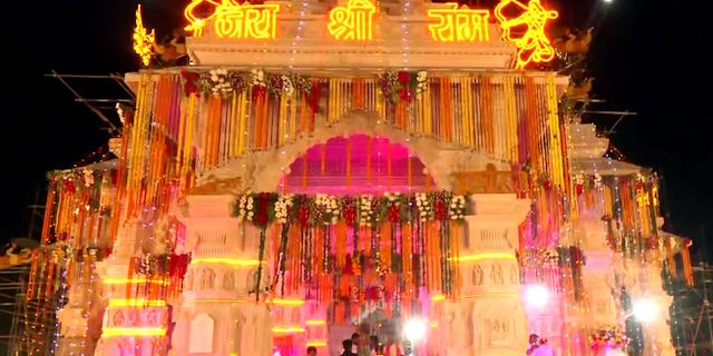 Ayodhya Ram Mandir- रामलला की मूर्ति और मंदिर