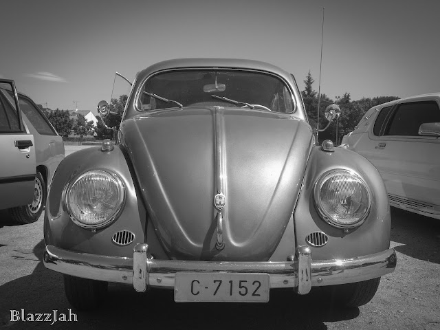 Cool Wallpapers desktop backgrounds - Volkswagen Beetle - Classic and luxury cars - Season 4 - 03