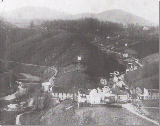 Mouth_of_Wilson_1900s_house_is_in_the_center_showing_the_eastern_side.