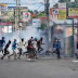 HAITI: Pandilla armada saquea e incendia una estación policial.