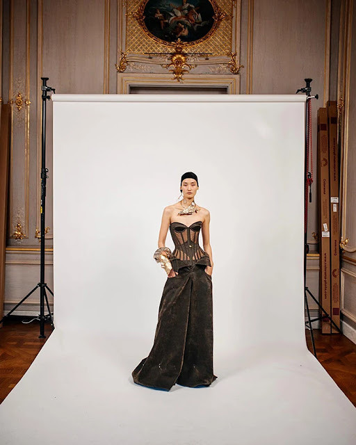 Schiaparelli: La Collezione The Artist conquista Parigi