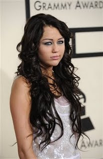 Beauty Teen Celebrity Long Curly Hairstyles 2010