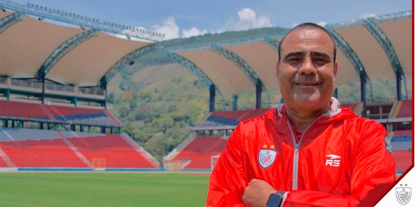Oficial: Estudiantes de Mérida, firma el técnico Leonardo González